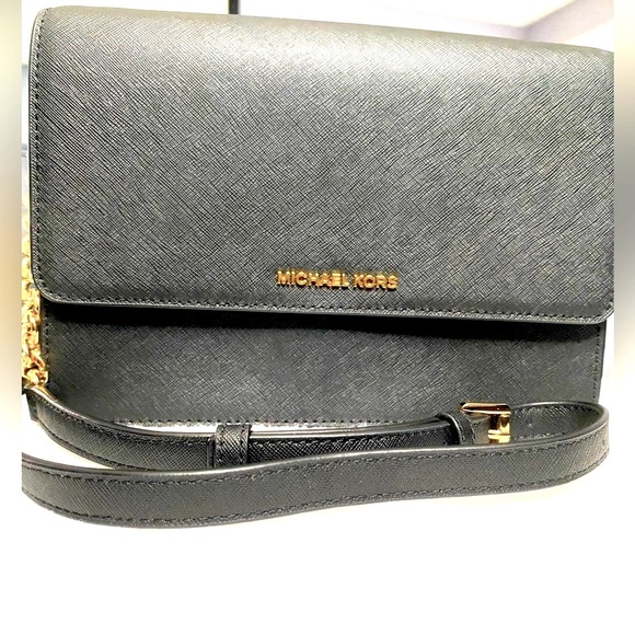 Michael Kors Gusset Leather Crossbody Bag - Black/Gold - Picture 3 of 13